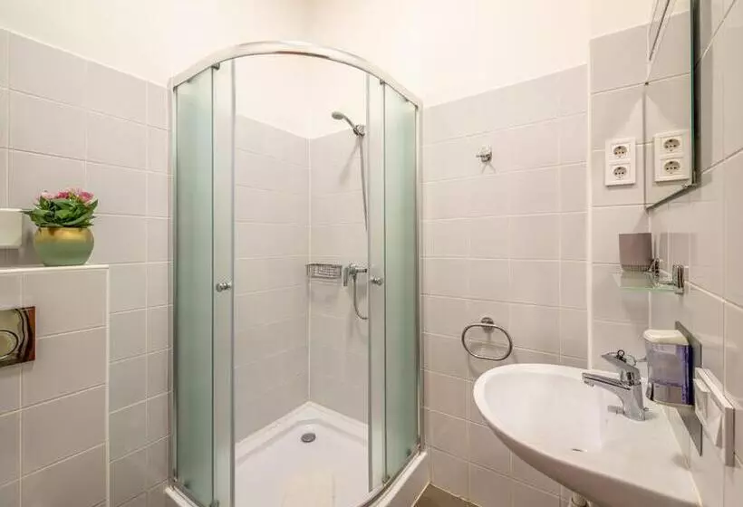 Aamiaismajoitus (B&B) Furmint Ház