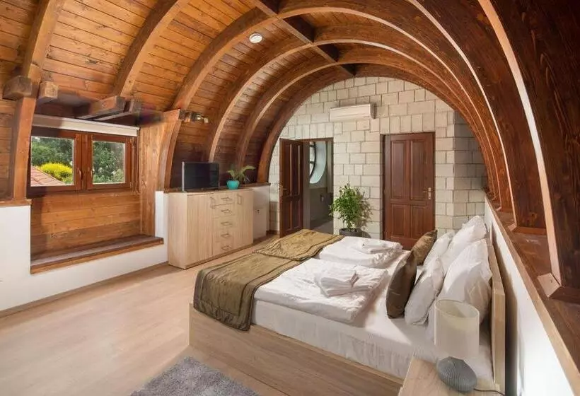 Aamiaismajoitus (B&B) Furmint Ház