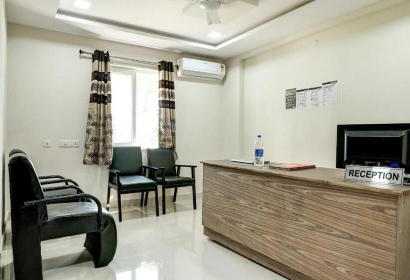 בית מלון כפרי Capital O Vrisha Inn