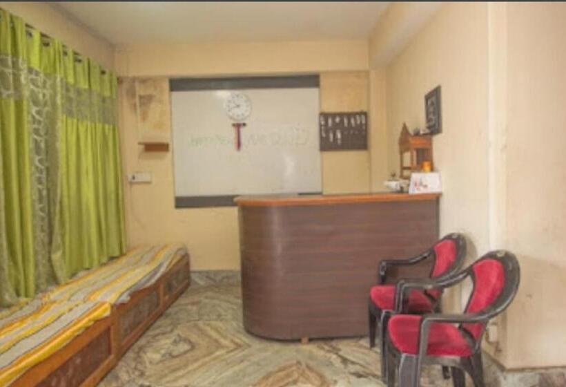 Hotel Capital O Sillery Gaon