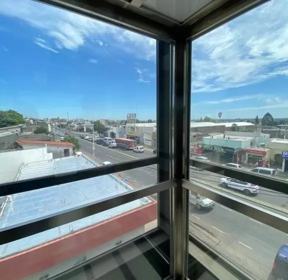 ホテル Coé Verá