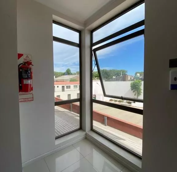 ホテル Coé Verá