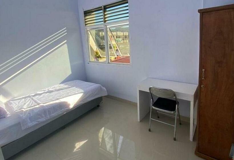 호텔 Koolkost @ Jalan Durian Pekanbaru