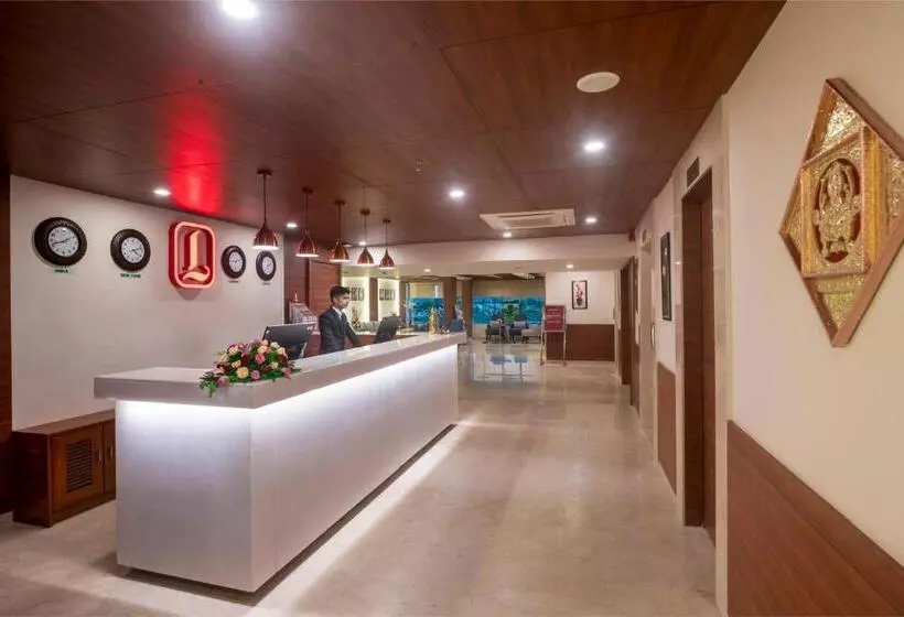 ホテル Lords Eco Inn Rajkot Shapar