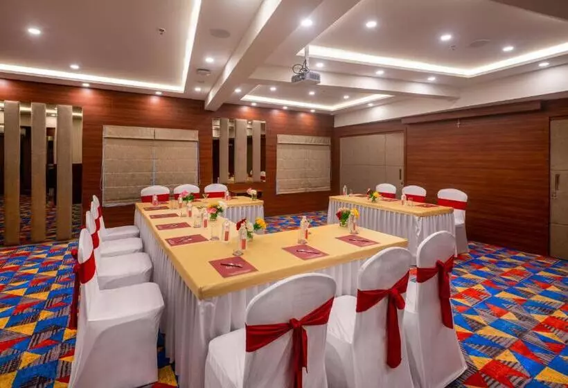 ホテル Lords Eco Inn Rajkot Shapar