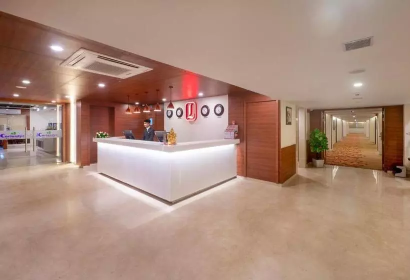 ホテル Lords Eco Inn Rajkot Shapar