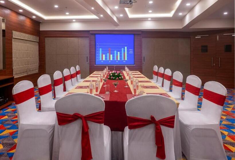 בית מלון כפרי Lords Eco Inn Rajkot Shapar