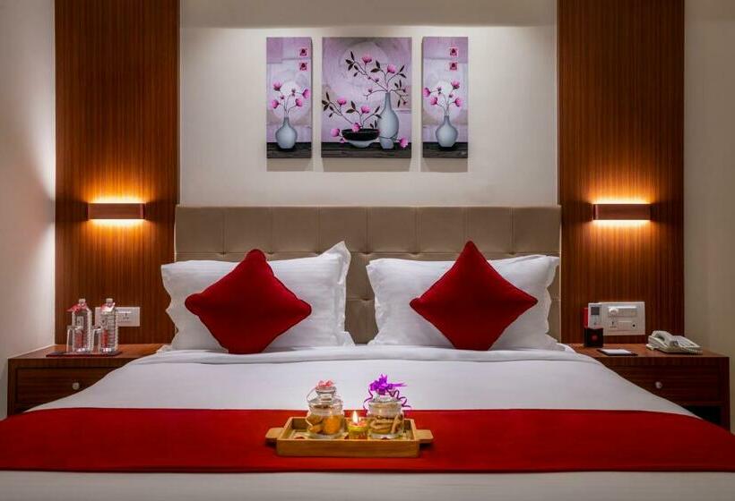 בית מלון כפרי Lords Eco Inn Rajkot Shapar