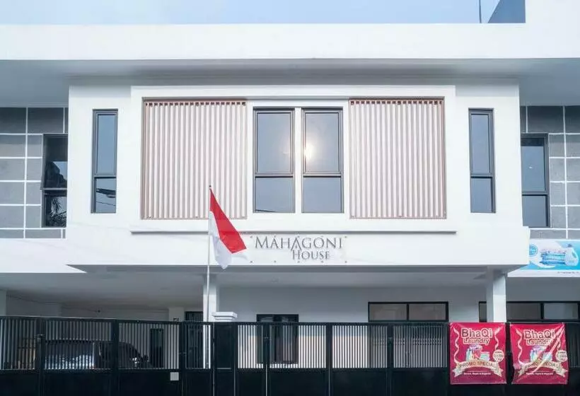 ホテル Mahagoni House Bogor Syariah Redpartner