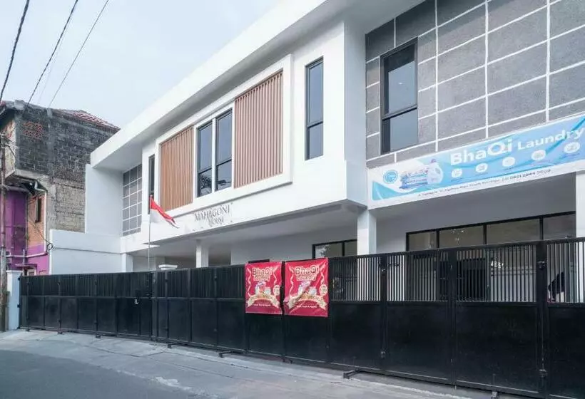 ホテル Mahagoni House Bogor Syariah Redpartner