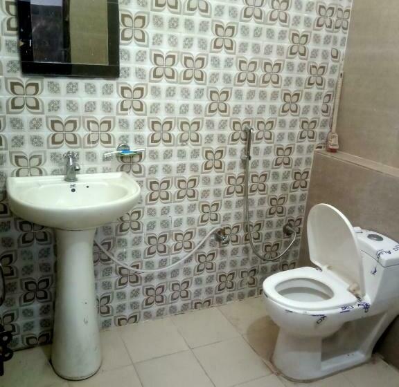 酒店 Oyo 82615 Hotal Celebration