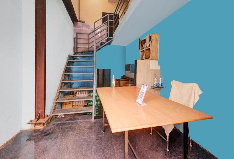 酒店 O V.n Boarding And Lodging