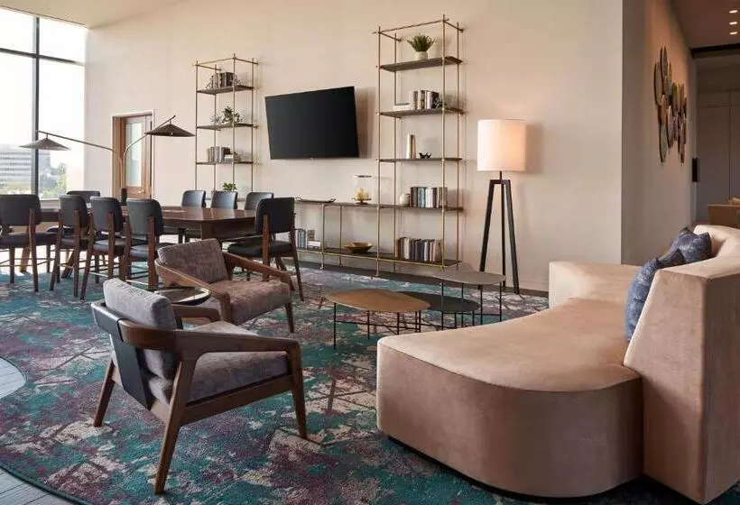 Hotelli The Watermark