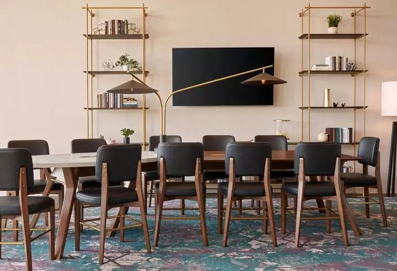 Hotelli The Watermark