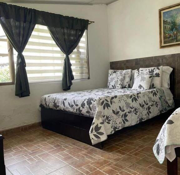 Pension Cabaña Campestre Miraluna