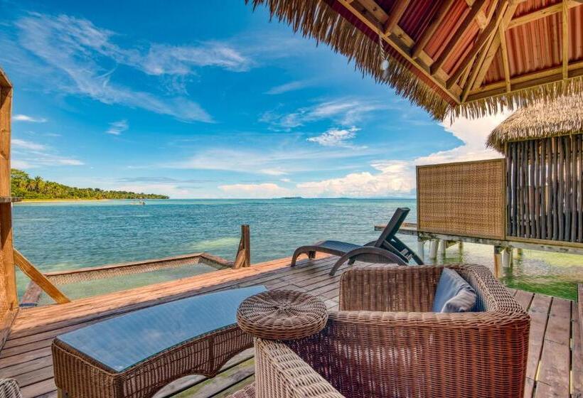 Azul Over The Water Resort