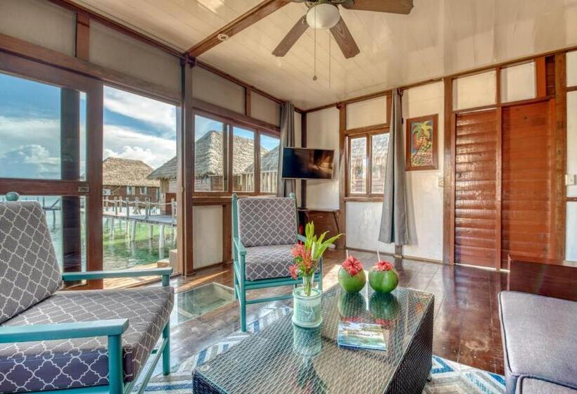 Azul Over The Water Resort