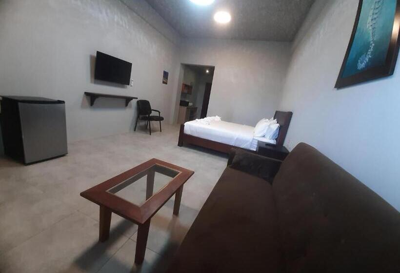 Coral View Hotel & Resort