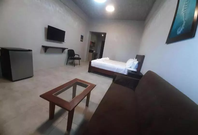 Coral View Hotel & Resort