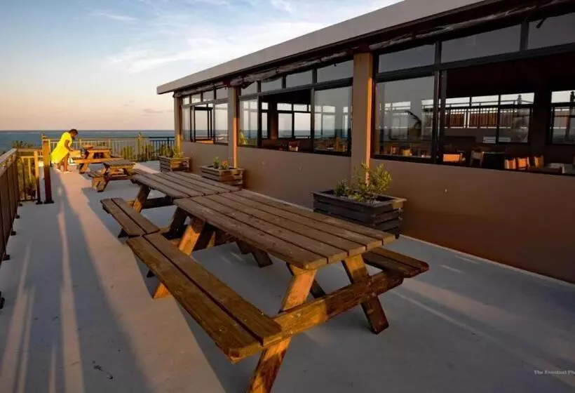 Coral View Hotel & Resort