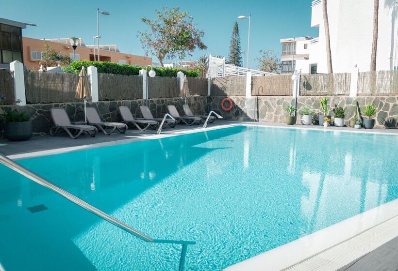 Apartamentos El Palmar