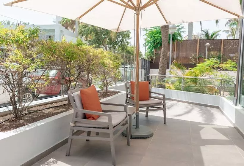 Apartamentos El Palmar