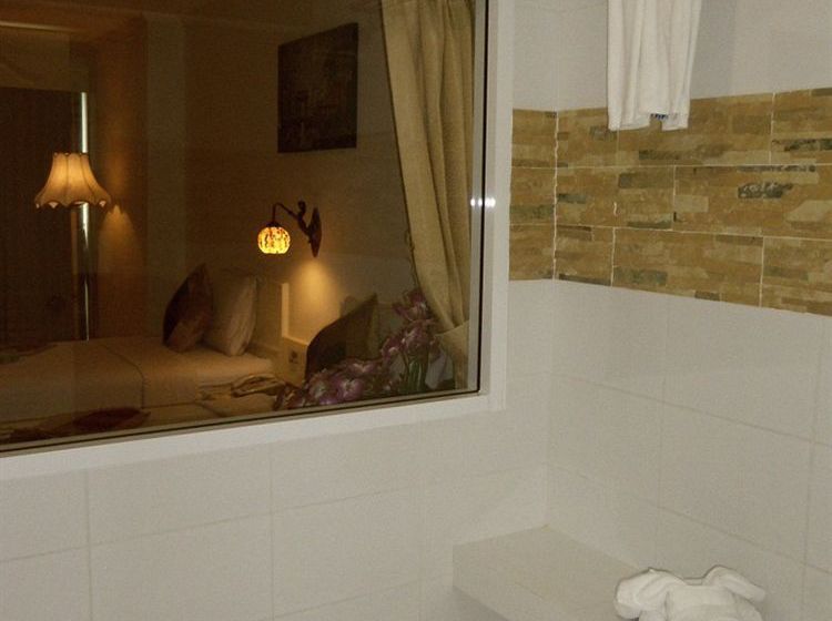 Bay Hotel Suvarnabhumi Airport 