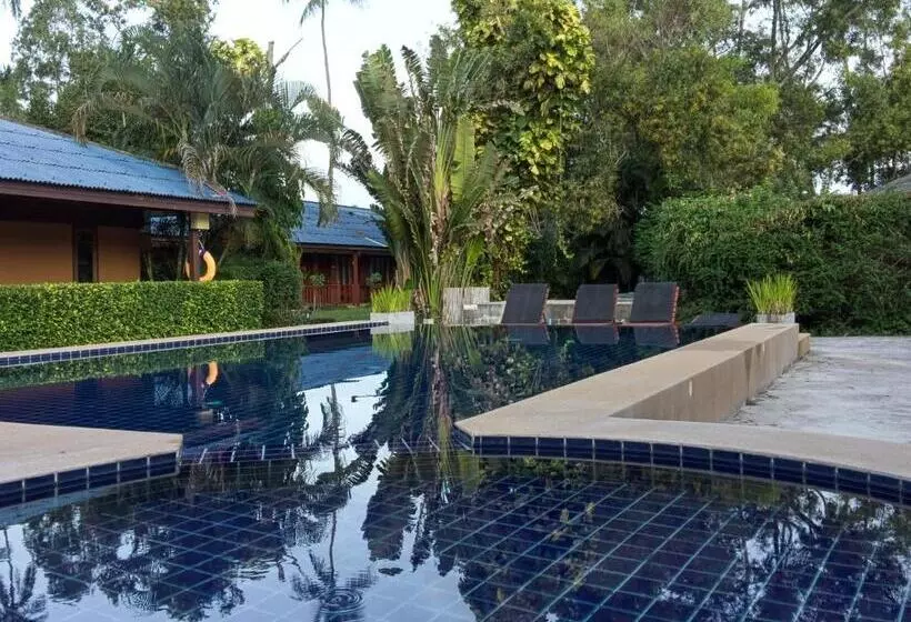 Otel Anahata Resort Samui