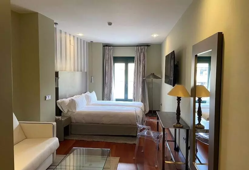 Отель Ar Isabel De Farnesio