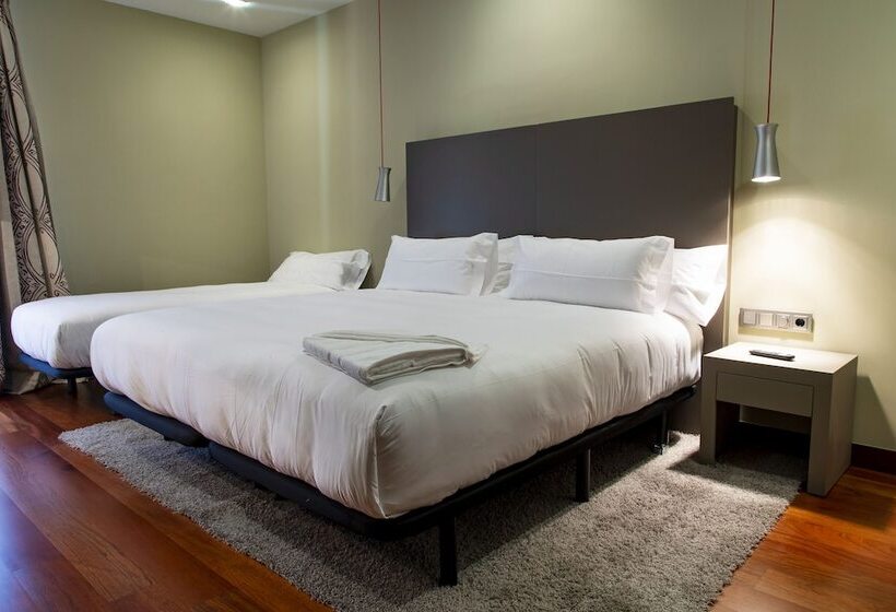 ホテル Ar Isabel De Farnesio