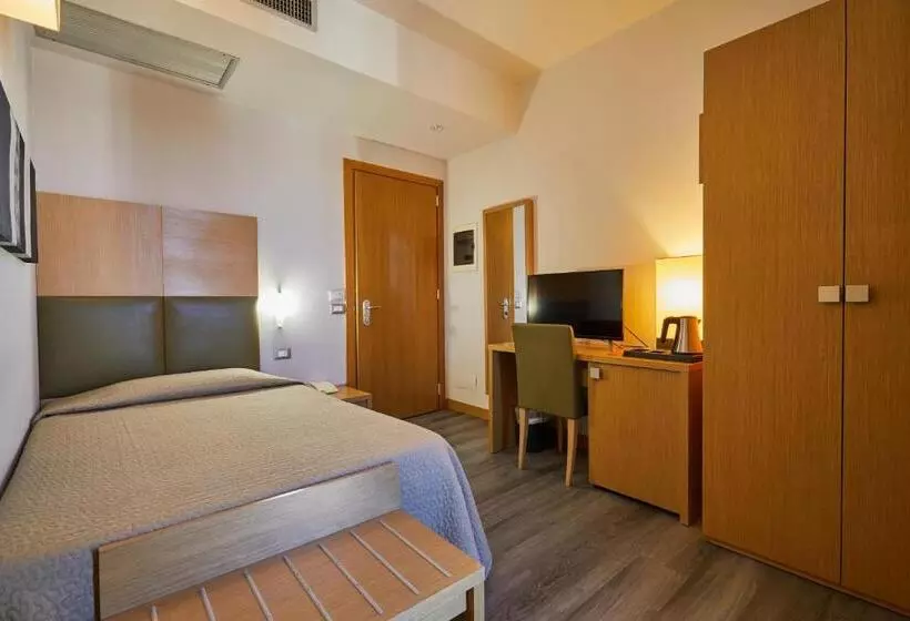 Отель Castelmartini Wellness & Business