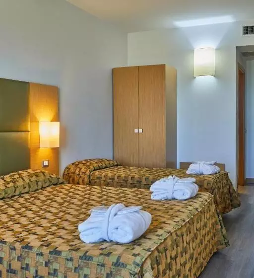 Отель Castelmartini Wellness & Business