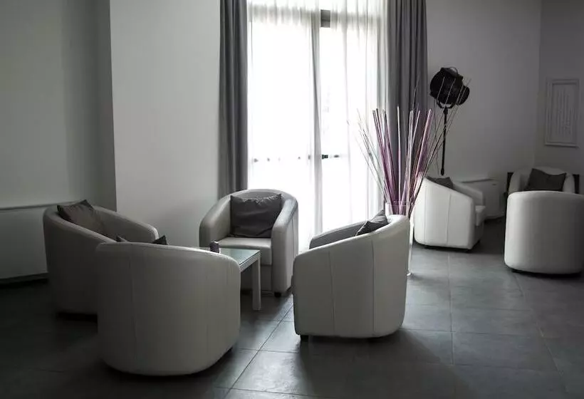 Отель Castelmartini Wellness & Business