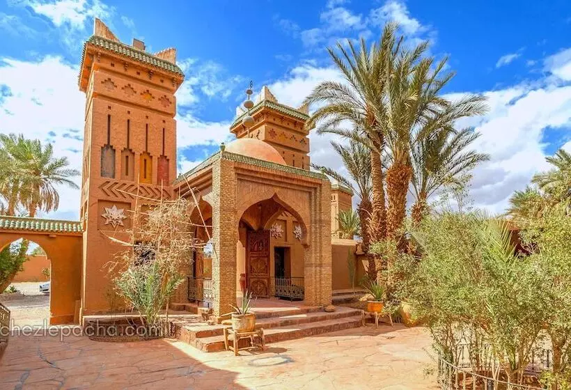 호텔 Chez Le Pacha