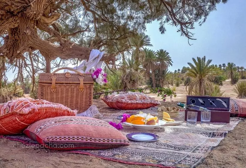 호텔 Chez Le Pacha