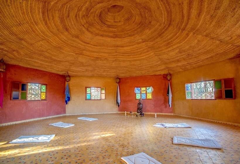 Отель Chez Le Pacha