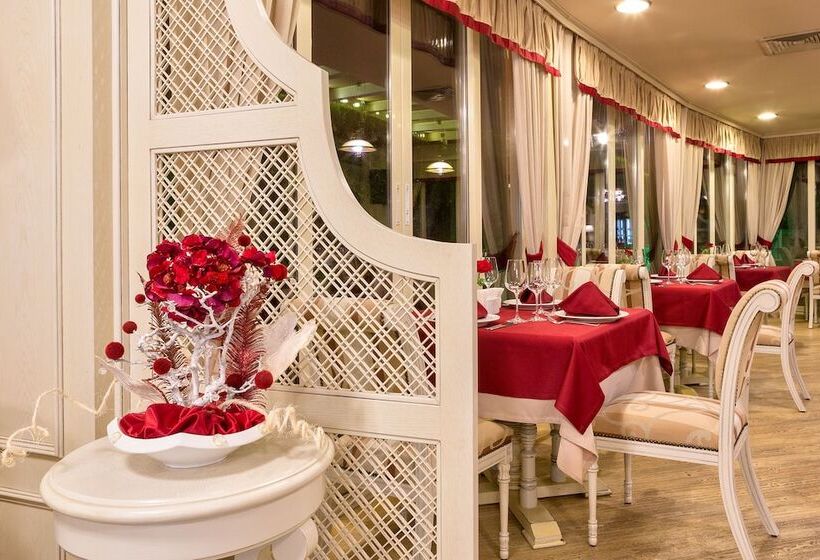 בית מלון כפרי Club Central