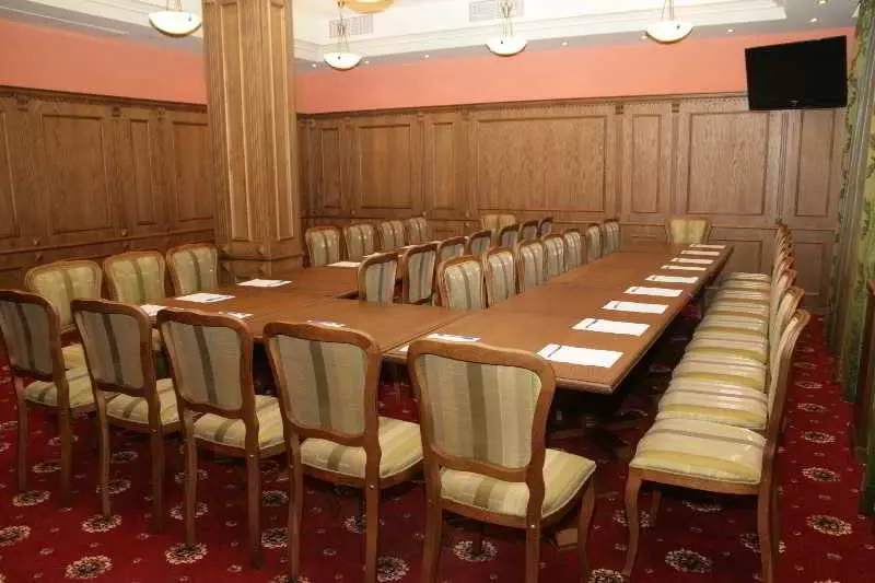 Отель Club Central