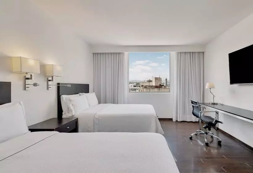 Отель Fiesta Inn Insurgentes Sur