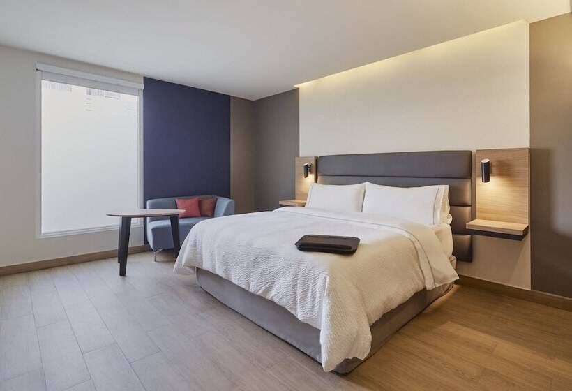 Отель Fiesta Inn Insurgentes Sur