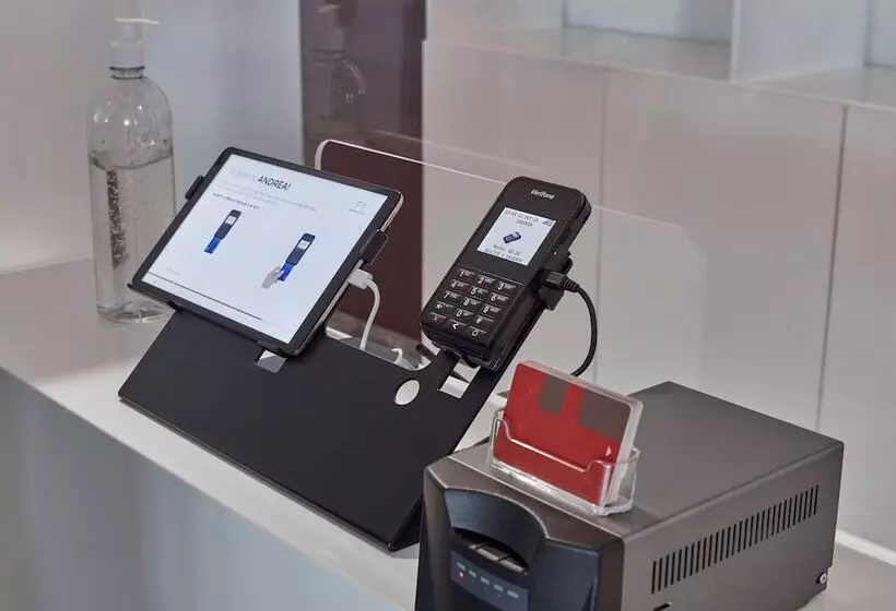 Отель Fiesta Inn Insurgentes Sur