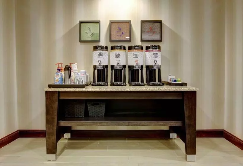 酒店 Hampton Inn & Suites Alexandria