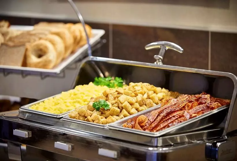 호텔 Hampton Inn By Hilton North Bay