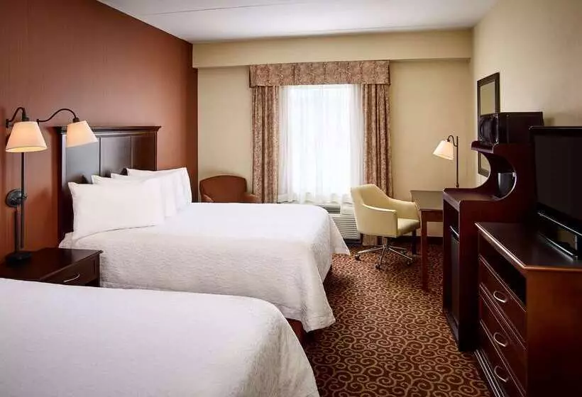 호텔 Hampton Inn By Hilton North Bay