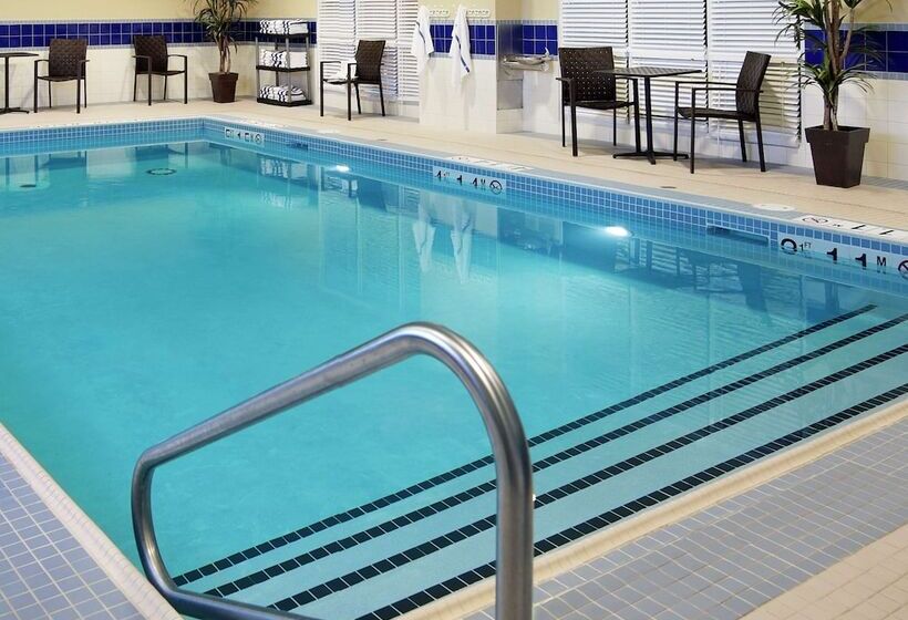 ホテル Hampton Inn By Hilton North Bay