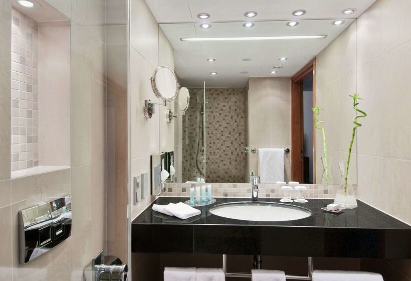 בית מלון כפרי Hilton Gdansk