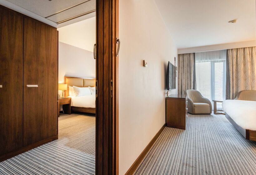 בית מלון כפרי Hilton Gdansk