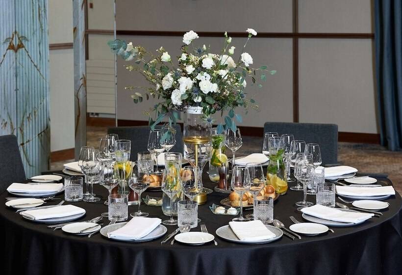 בית מלון כפרי Hilton Gdansk