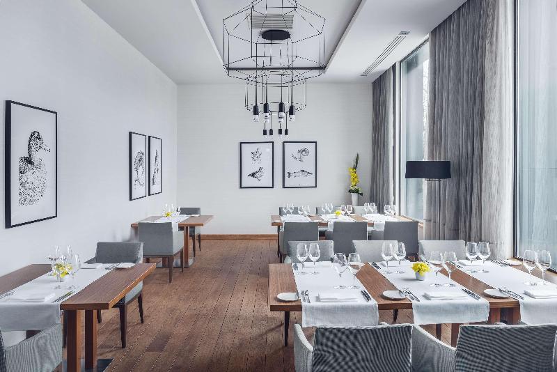 בית מלון כפרי Hilton Gdansk