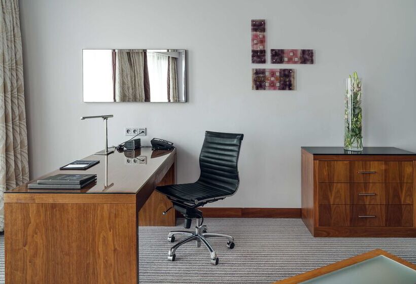 בית מלון כפרי Hilton Gdansk